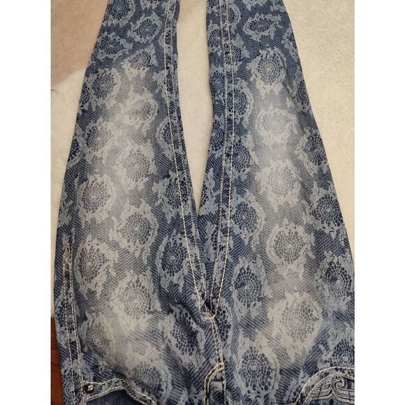 Rock Revival Lydia Cropped Skinny Jeans - Picture 2 of 14